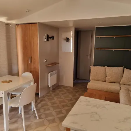 Mobil 3 Chambres אתר קמפינג *